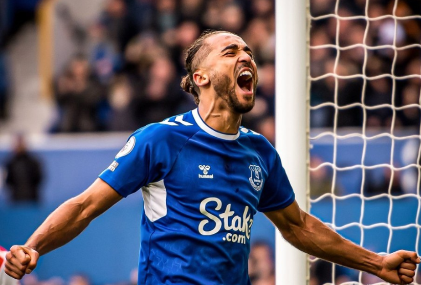 更是对那段 更是对那段