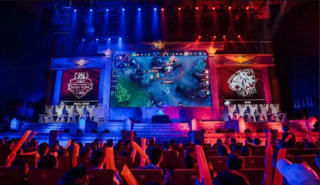 邓肯：赛季大王充当正面作用联盟第一背景板