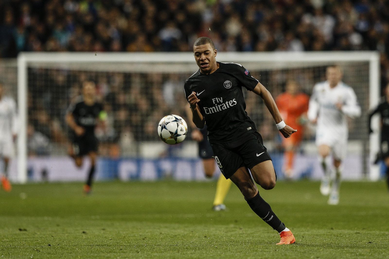 爆炸般的巨 爆炸般的巨