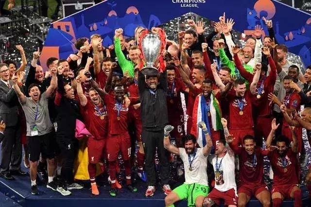 协会风采 ｜ 激情元旦游，奋“泳”向新程——大连黑石礁冬泳队冬泳日活动