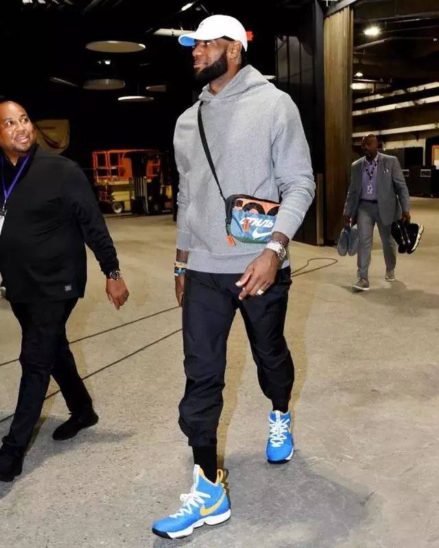 踢球者：拜仁将加速于帕续约谈判，目前的问题是新合同的条款