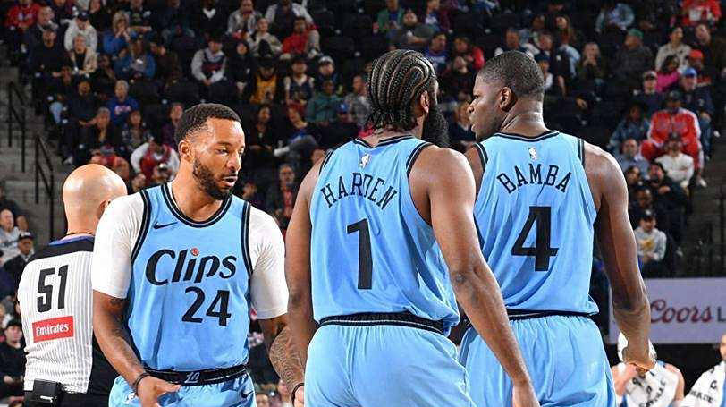 篮球——NBA常规赛：猛龙不敌马刺